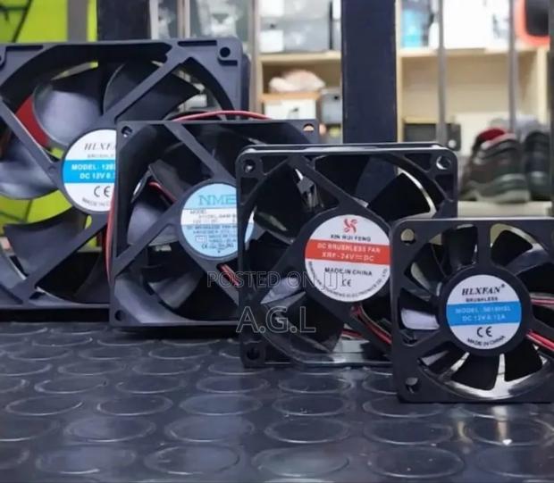 Dc 12v -24v Cooling Fan Available in Different Sizes
