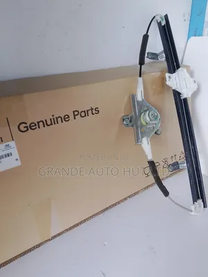 Power Regulator Front Left Hyundai Hd72/65 (Genuine)