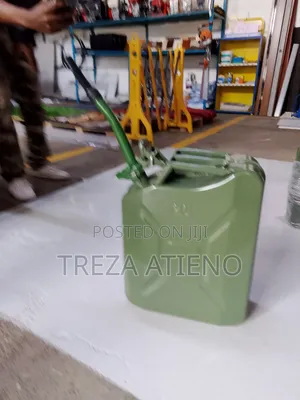 Heavy Duty Fuel Jerricans With Spout