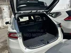Toyota Harrier 2018 White