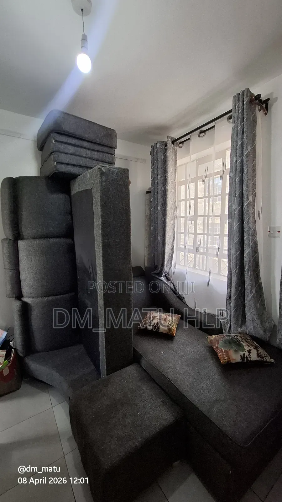 Comfortable 6 Seater With Foot Rest