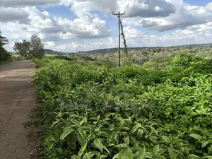 One Acre for Sale in Ngong, Kahara Touching Tarmac. Scenic Views