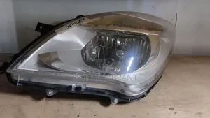 Suzuki Solio 2014 Headlight Non