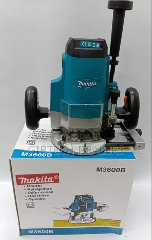 Makita M3600b Plunge Router
