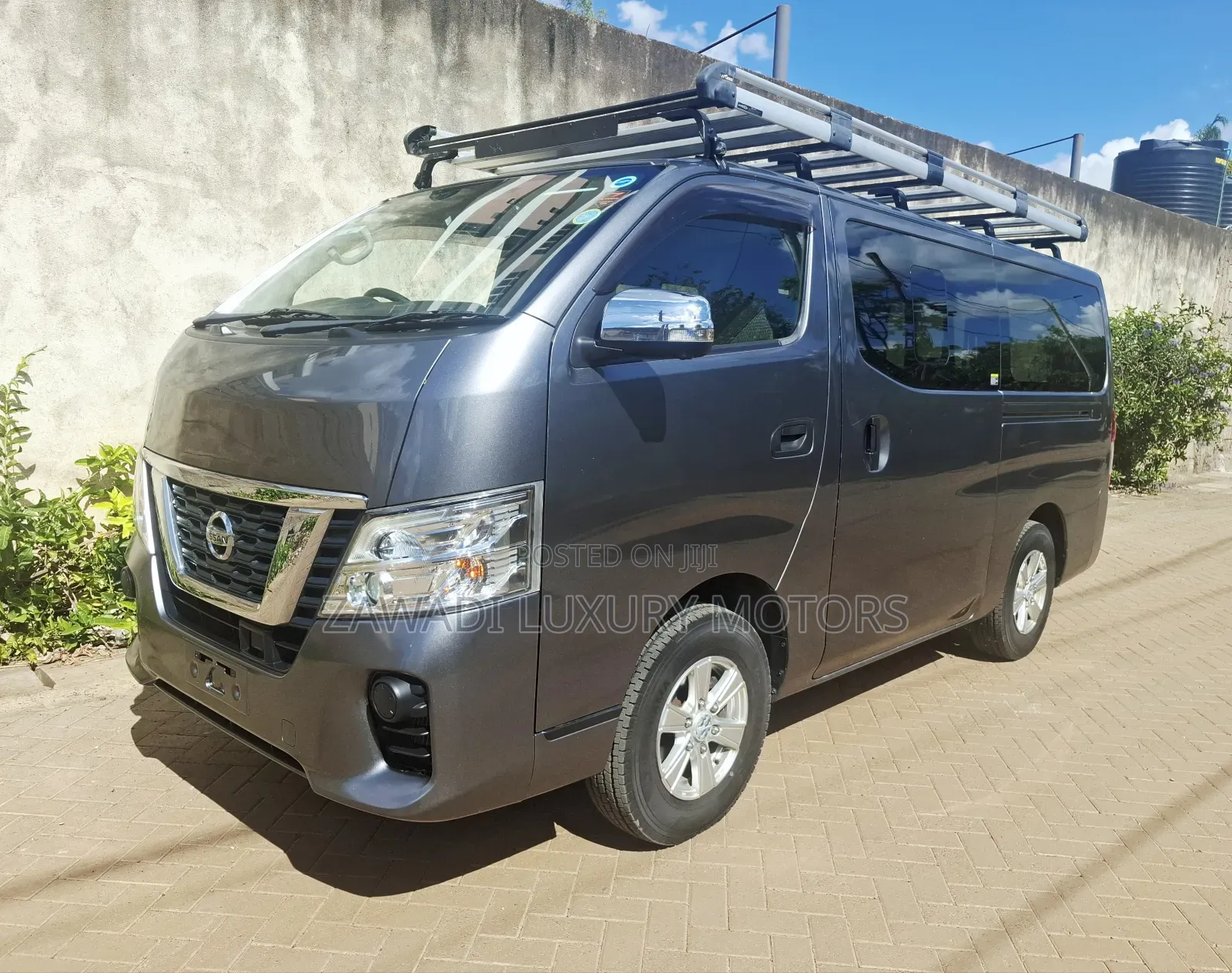 Nissan Caravan (Urvan) 2019 Grey