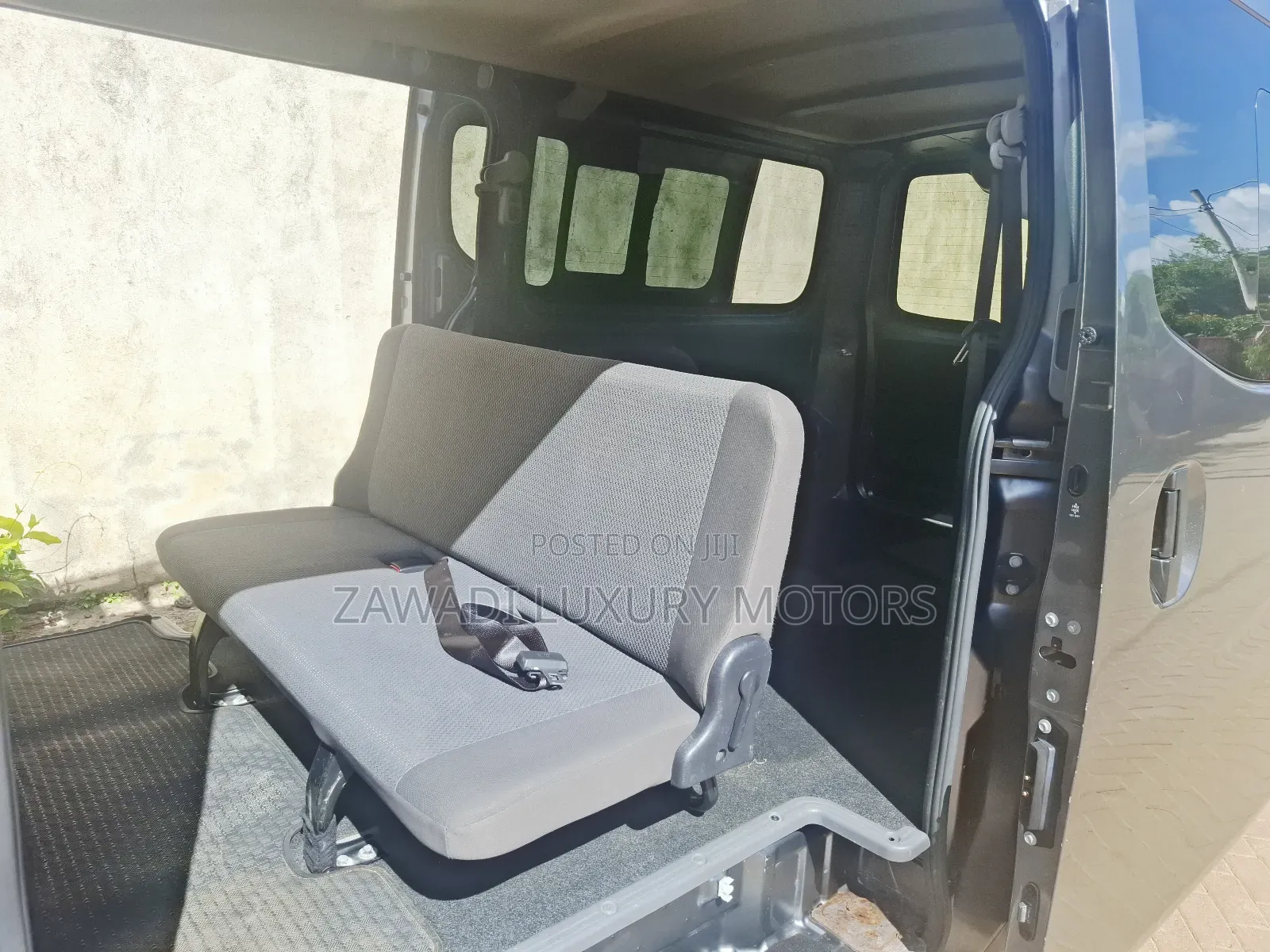 Nissan Caravan (Urvan) 2019 Grey