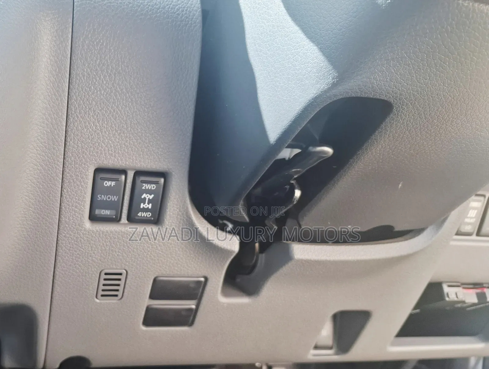Nissan Caravan (Urvan) 2019 Grey