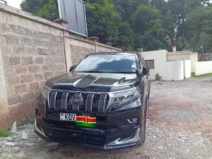 Toyota Land Cruiser Prado 2018 Black