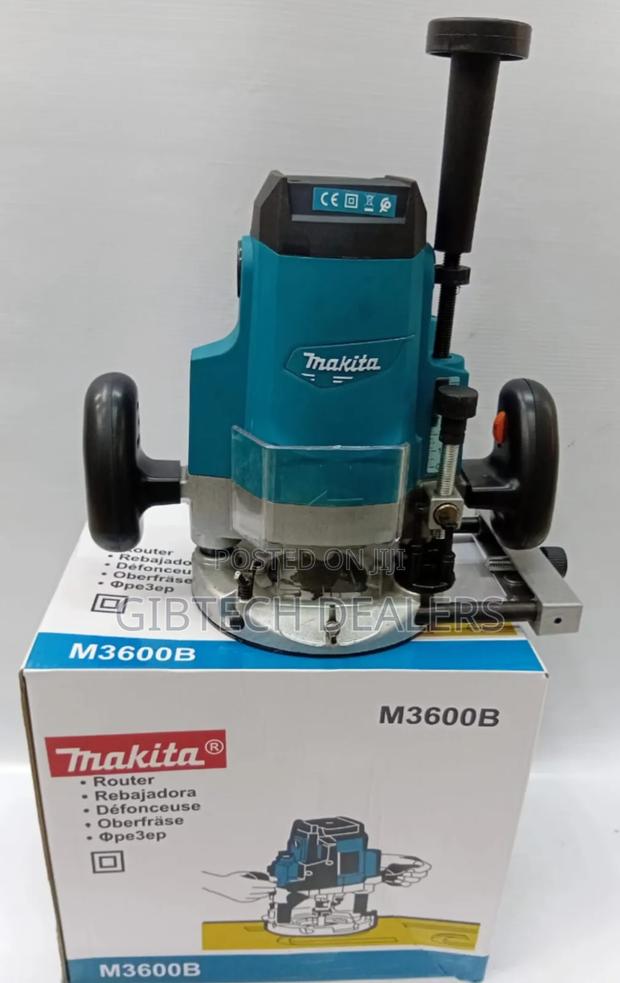Makita Wood Router