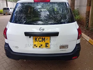 Nissan Advan 2010 White