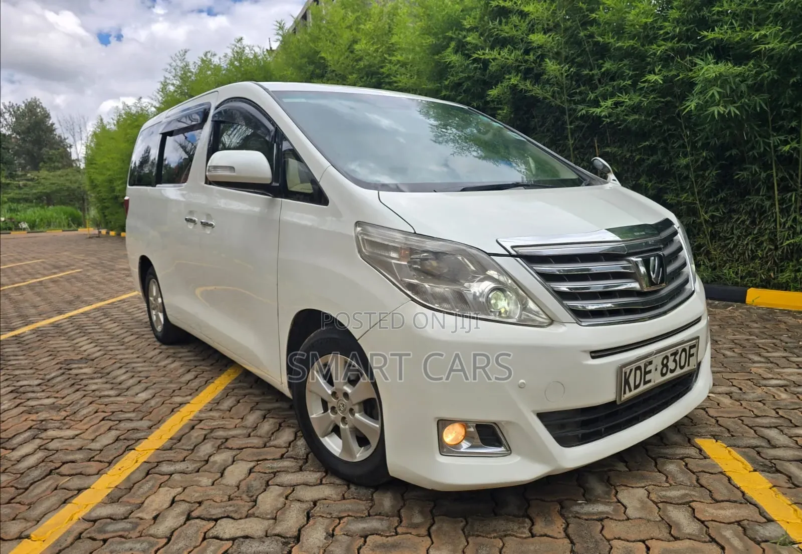 Toyota Alphard 2014 White