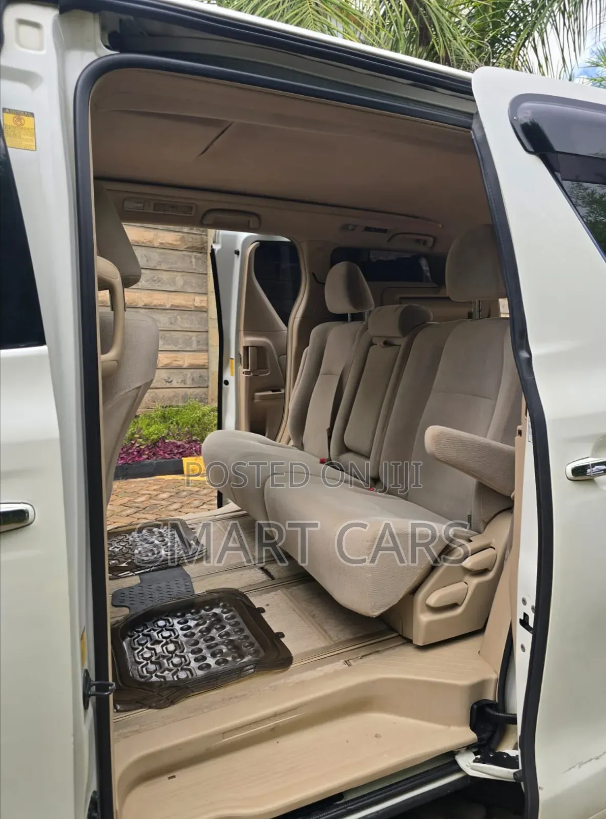 Toyota Alphard 2014 White