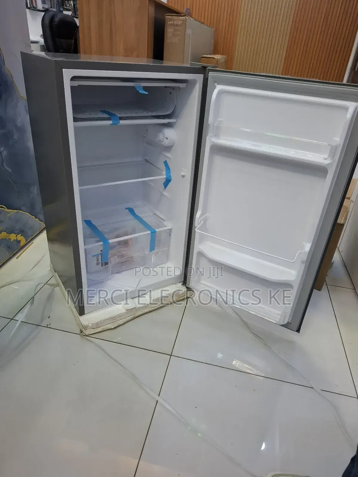 SCL Rsd90pg 90l Single Door Refrigerator