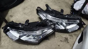 Outlander Headlights Xenon