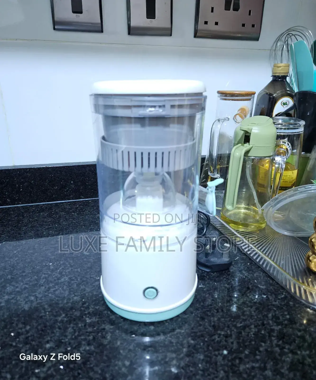 Portable Electric Citrus Juicer