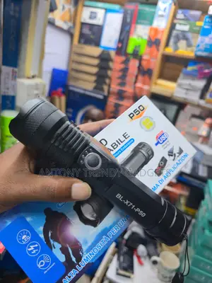 P50 Rechargeable Led Torch, Rechargeable Flashlight Torcia a Led