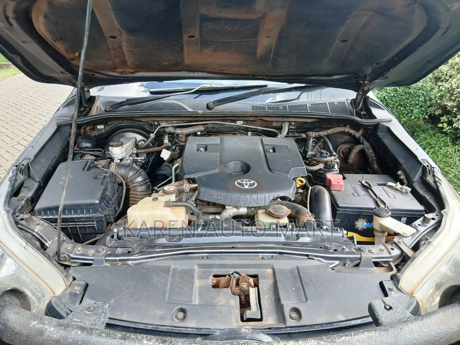 Toyota Hilux 2020 Gray