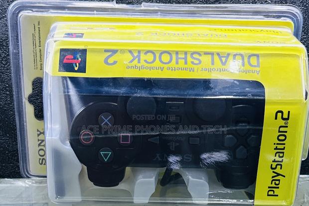 Sony Play Station 2 Controller - main view