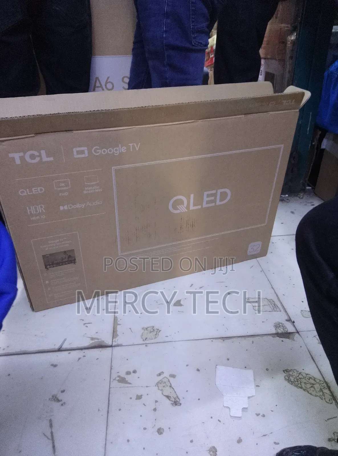 TCL Qled Google 32inches Tv