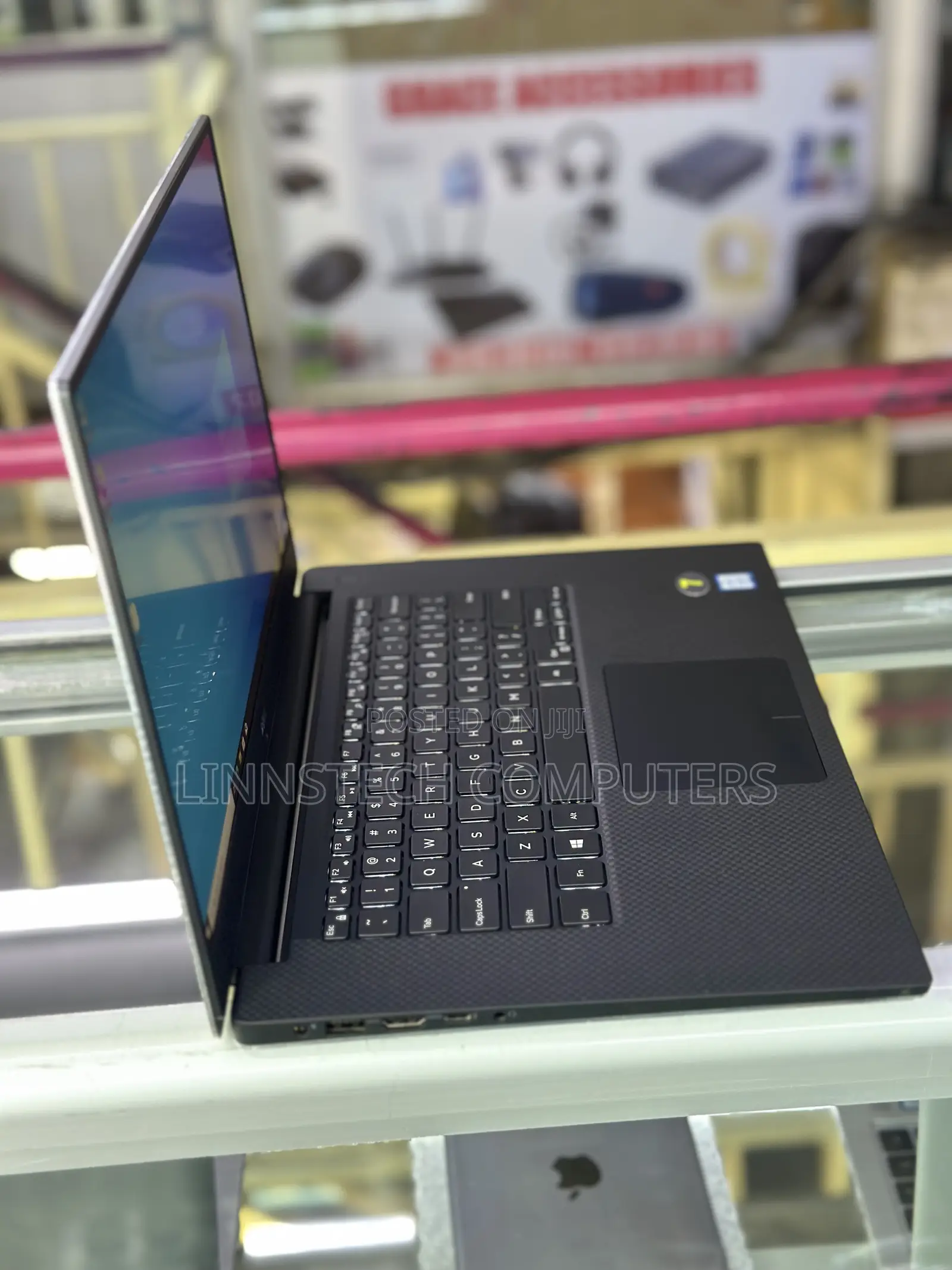 Laptop Dell XPS 15-9570 4GB Nvidia SSD 256GB