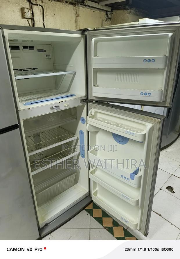 Lg Dark Grey 350 Litres Fridge - thumbnail 3