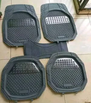 Black Silver 5pcs Car Floor Mats for a 5 Seater Car