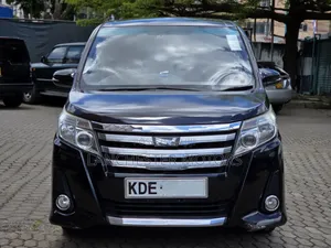 Toyota Noah 2014 Brown
