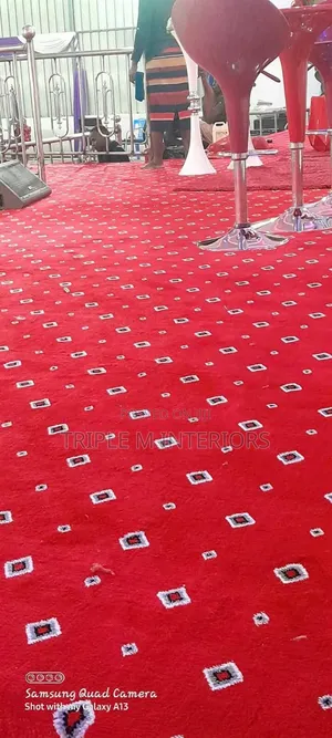 Full-Room Red Dotted Wall-to-Wall Carpet