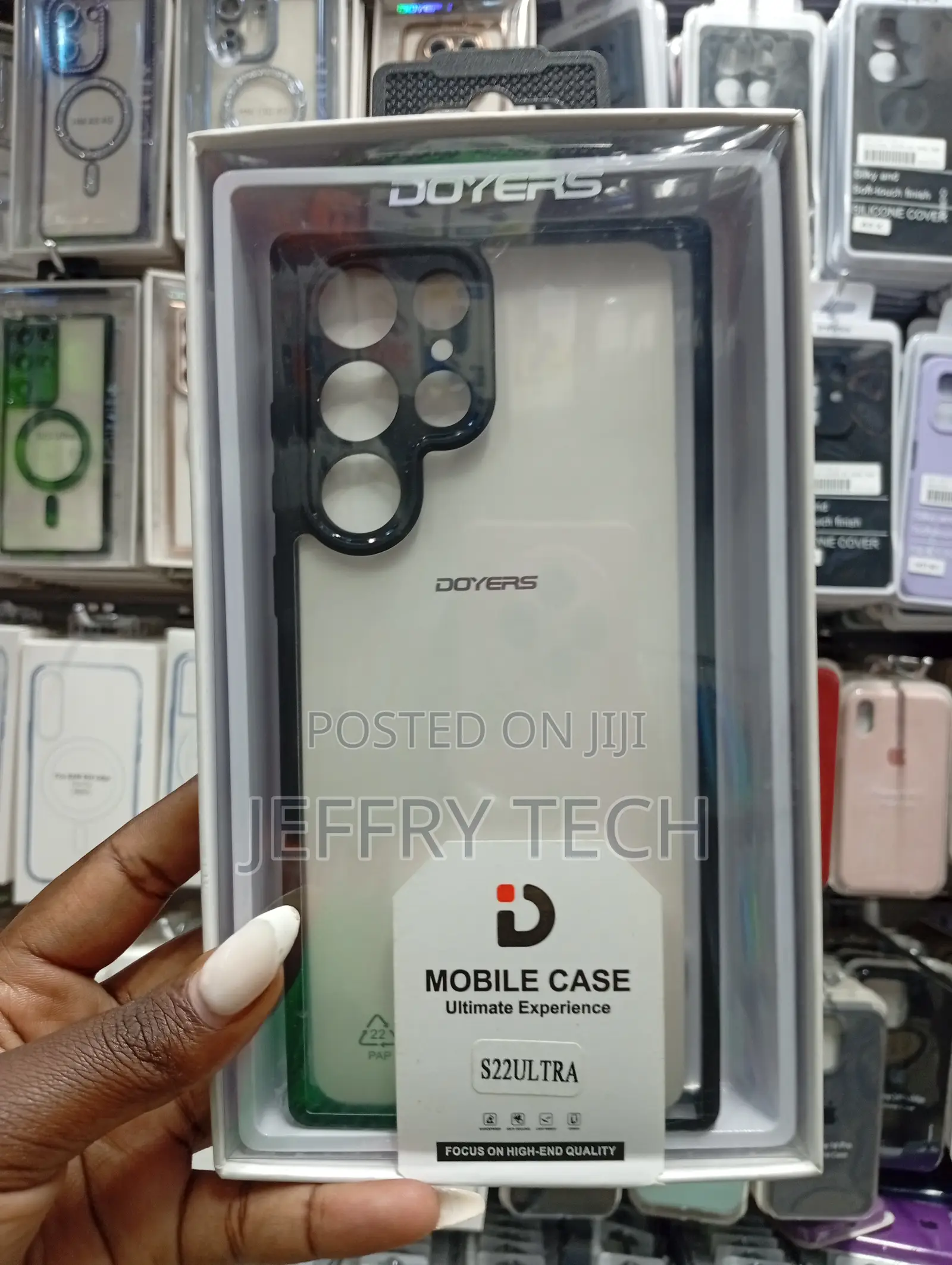 Brand Transparent Mobile Case for the Samsung Galaxy S22 Ultra.