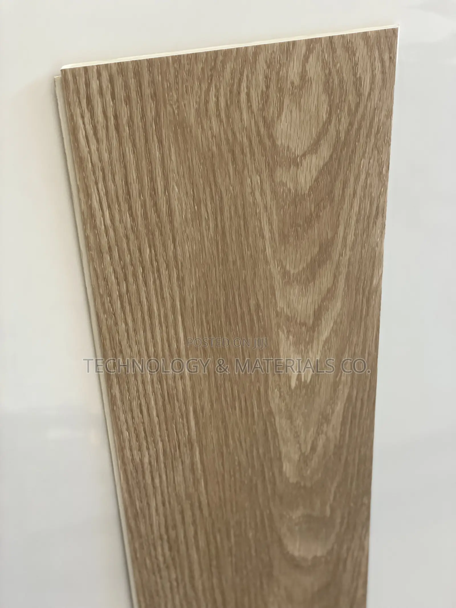 Daspros Premium Cherry Grain SPC Flooring