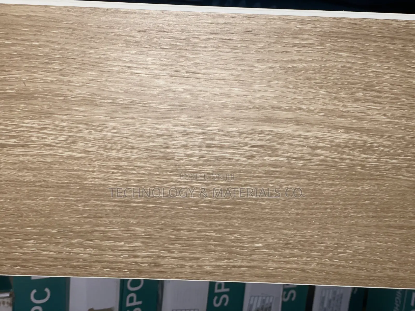 Daspros Premium Cherry Grain SPC Flooring