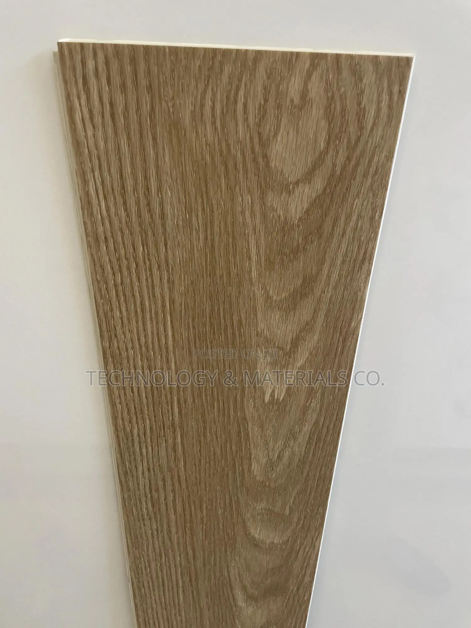 Daspros SPC Flooring- Cherry Luxe