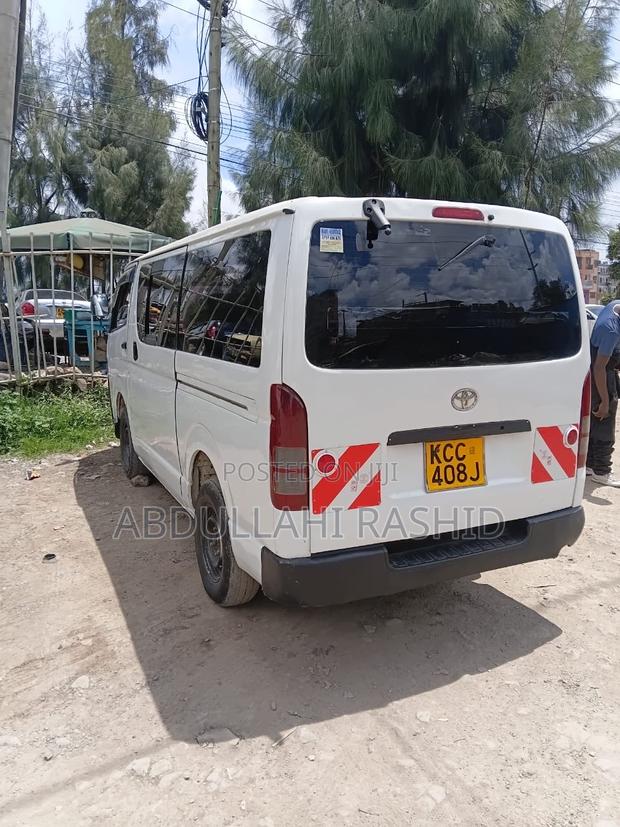 Toyota HiAce 2014 White - thumbnail 5