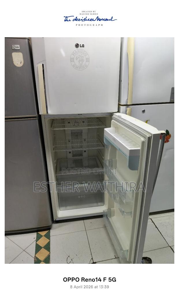 Super Clean and Affordable Lg Fridge - thumbnail 2