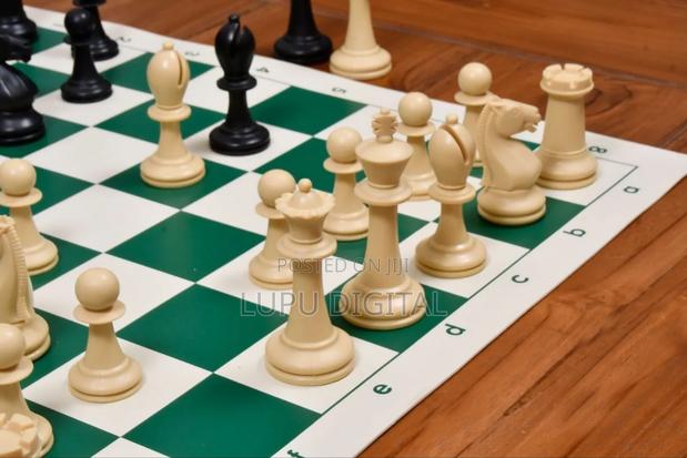 Tournament Chess - thumbnail 2