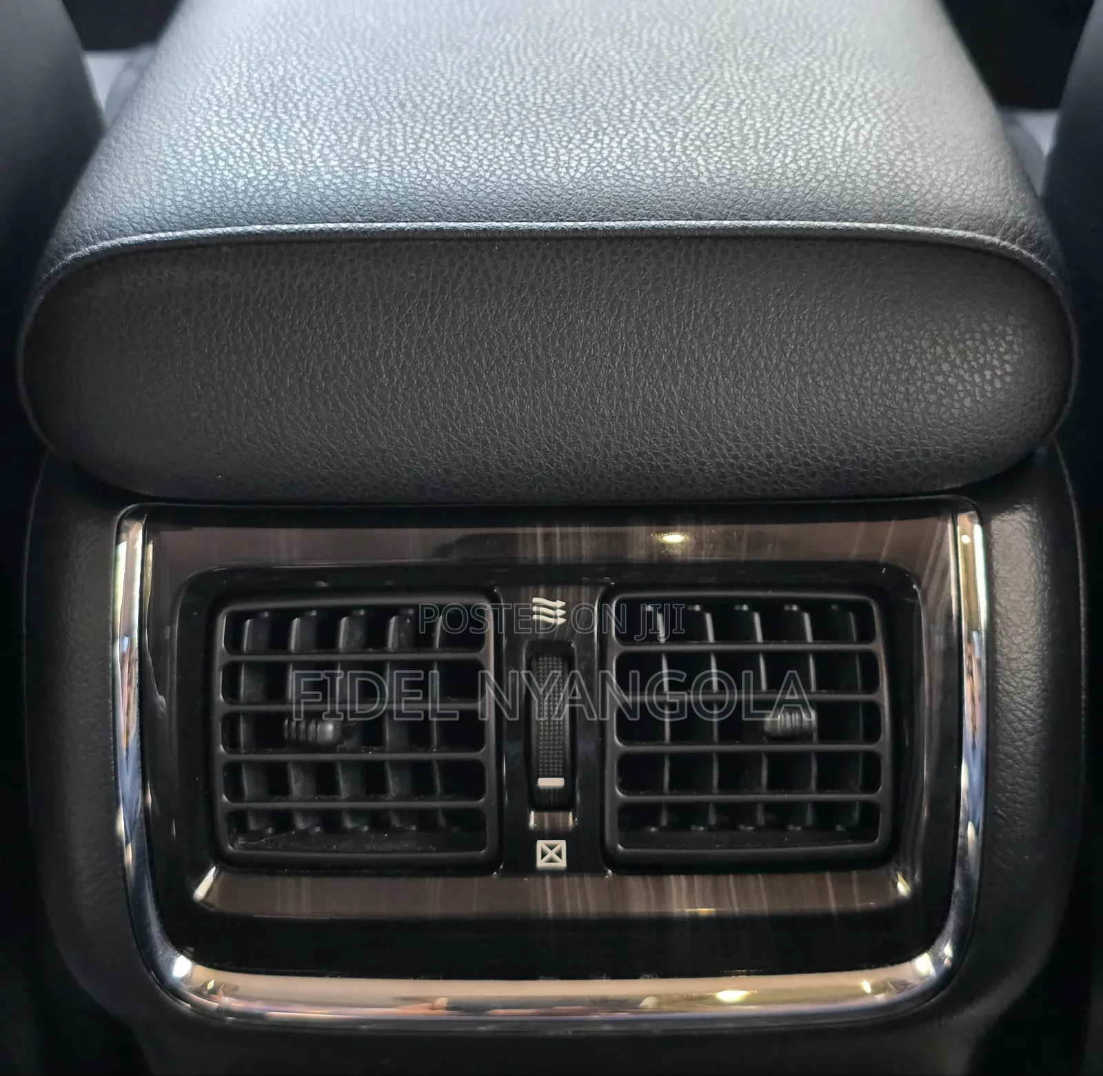 Toyota Crown 2018 Black