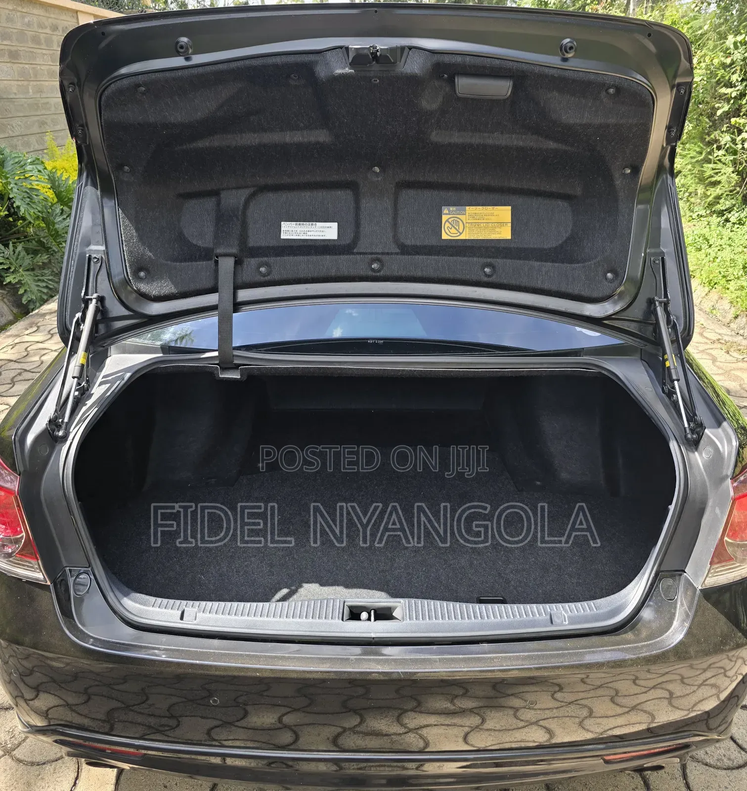 Toyota Crown 2018 Black