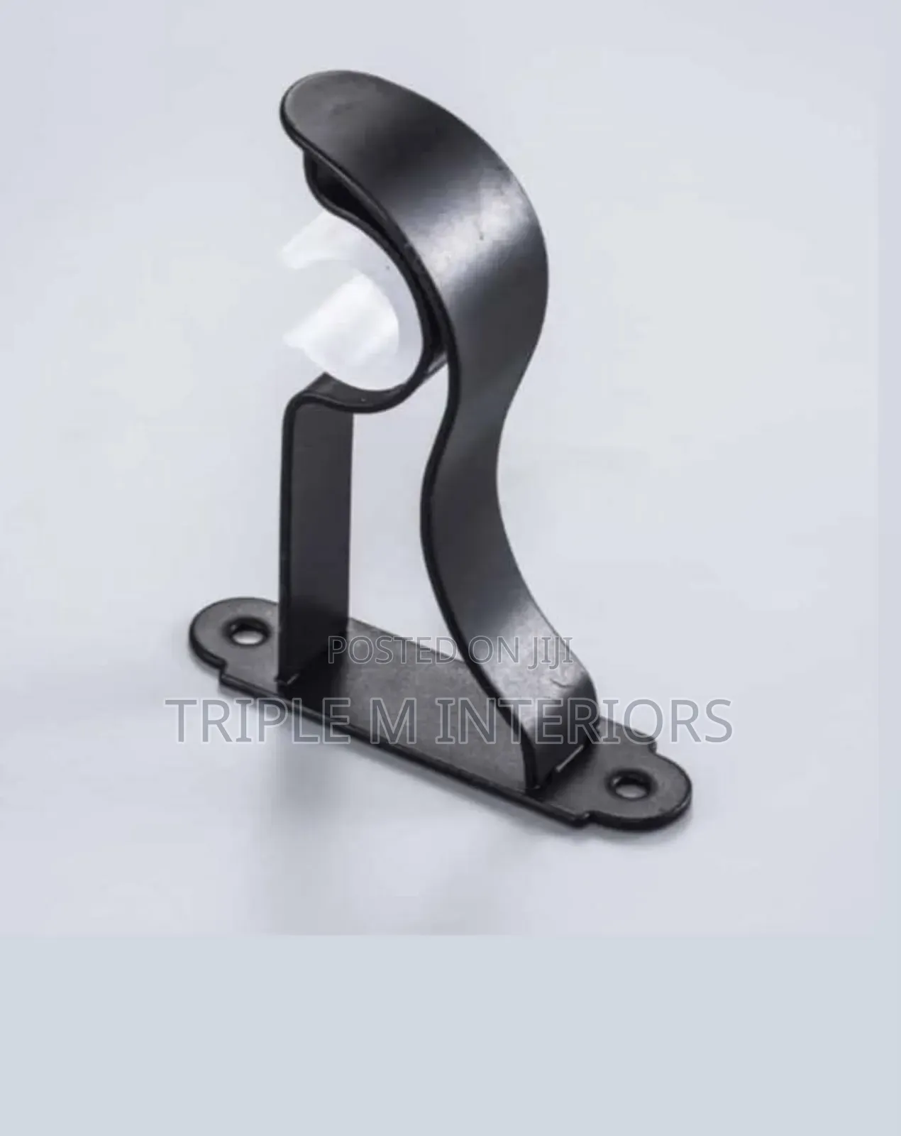 Sturdy Single Powder Coated Bracket