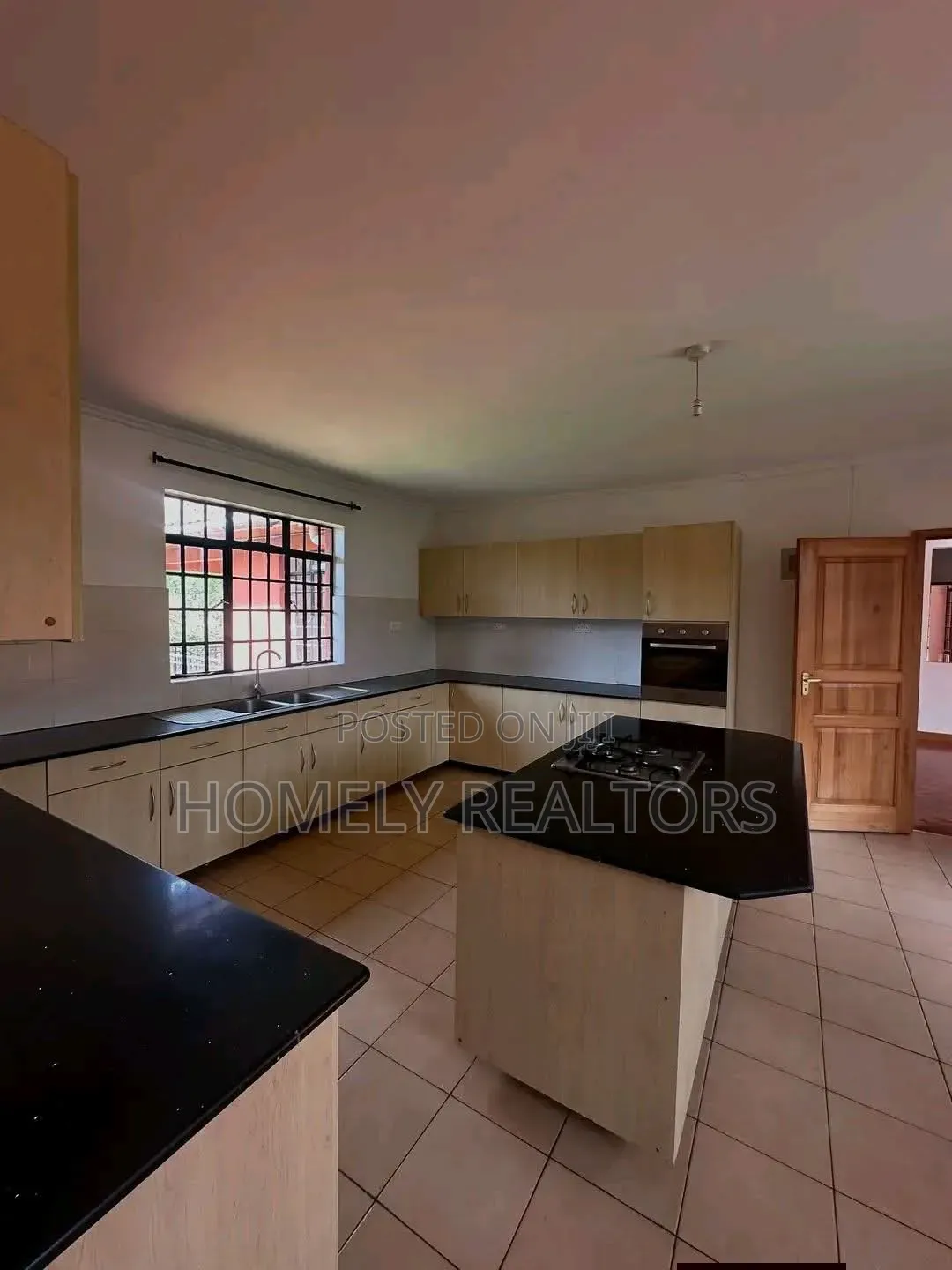 5bdrm Bungalow in Mukoma, Karen for sale