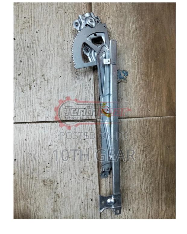 Window Regulator Hiace 7l
