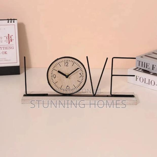 Decorative Desktop Clock - thumbnail 3