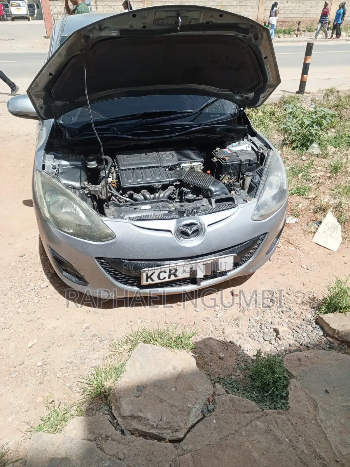 Mazda Demio 2011 Silver