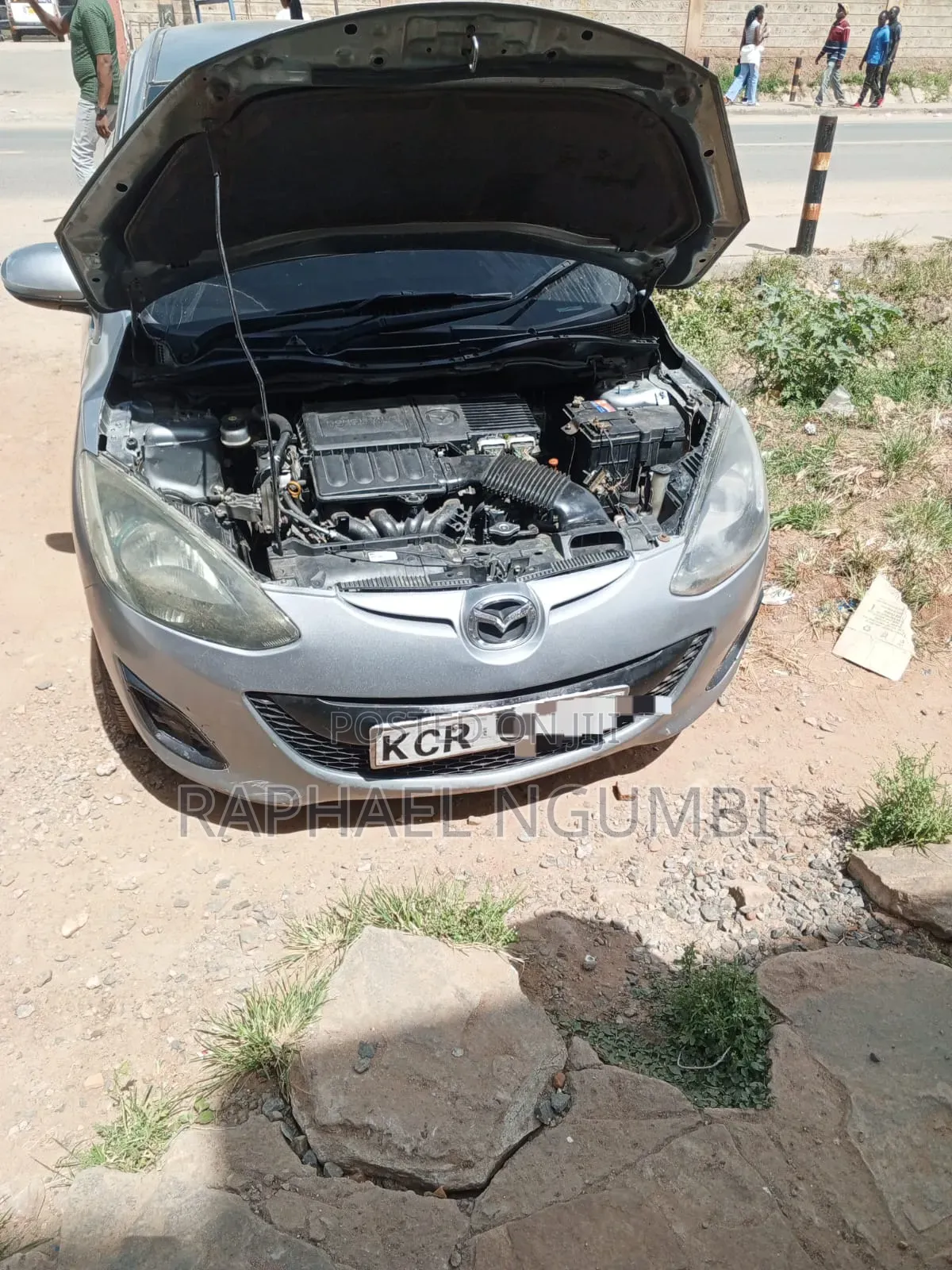 Mazda Demio 2011 Silver