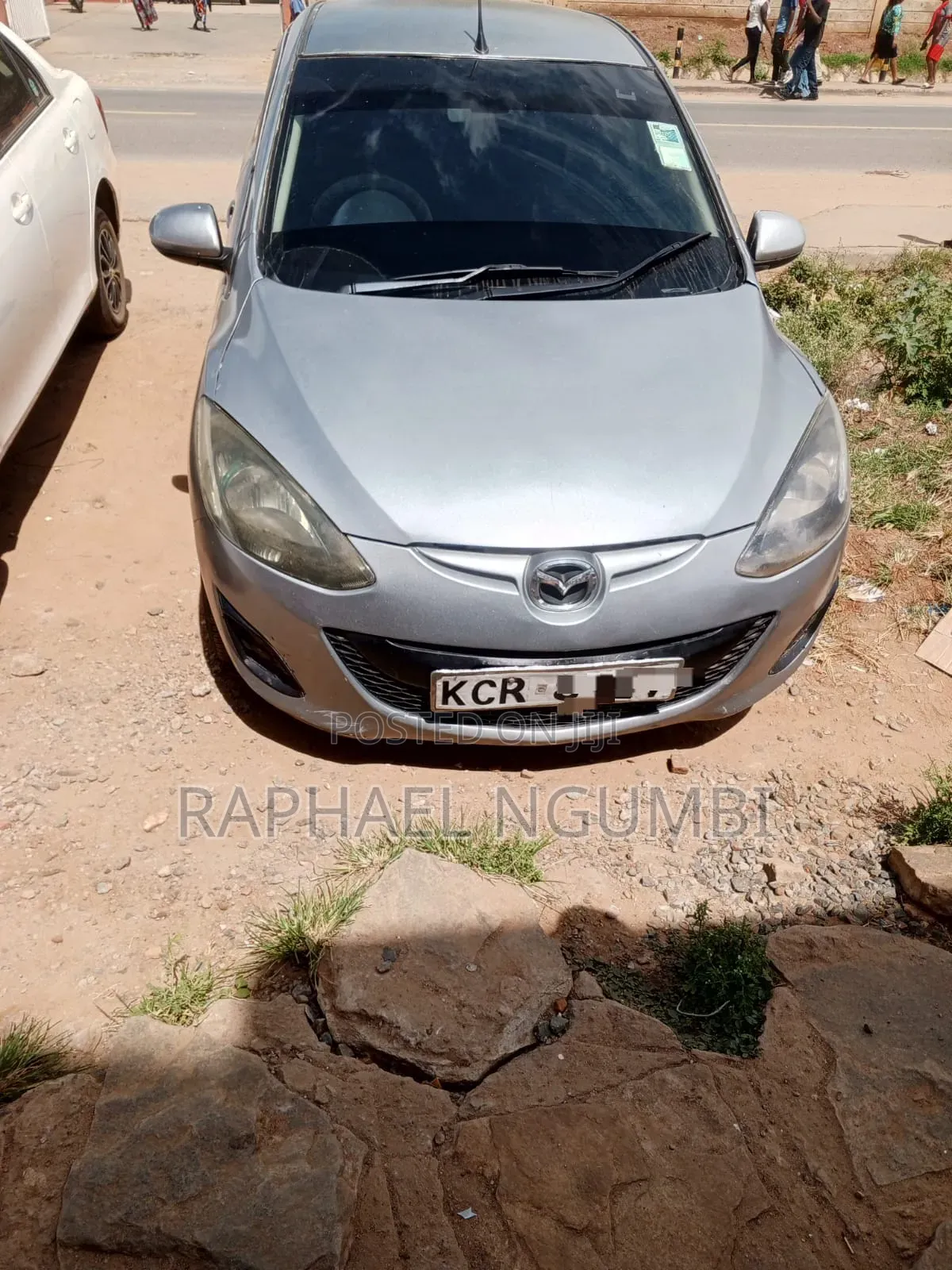 Mazda Demio 2011 Silver