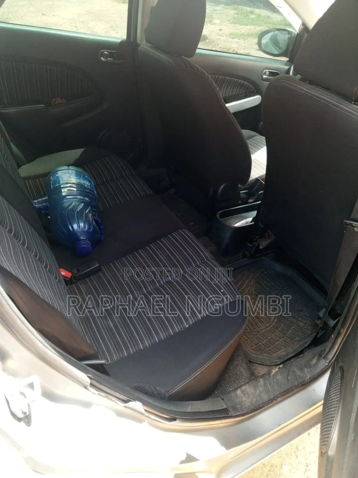 Mazda Demio 2011 Silver