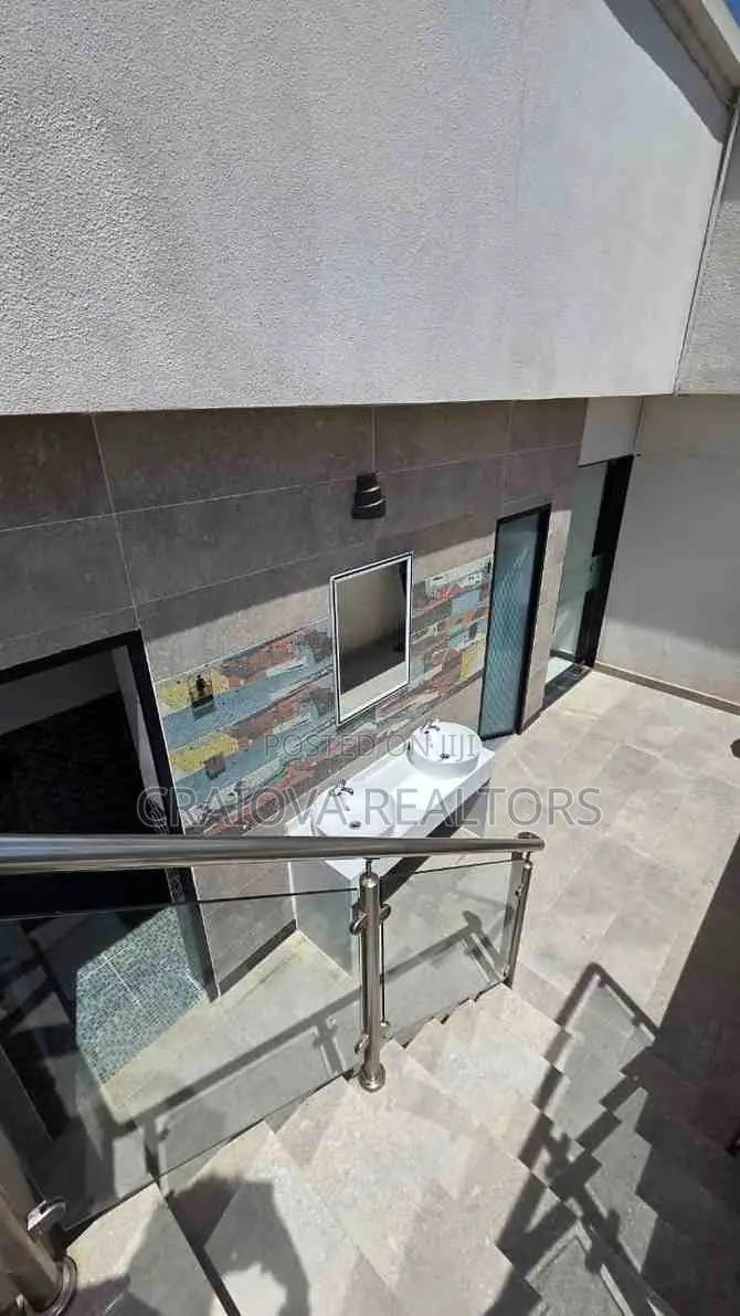 Furnished 2bdrm Apartment in Raphta Road Area for rent