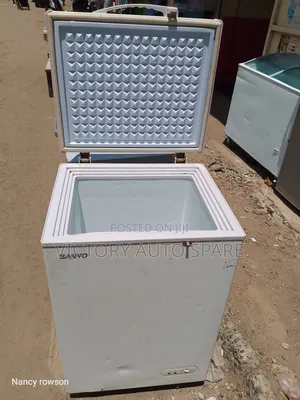Sanyo Deep Freezer (150l )