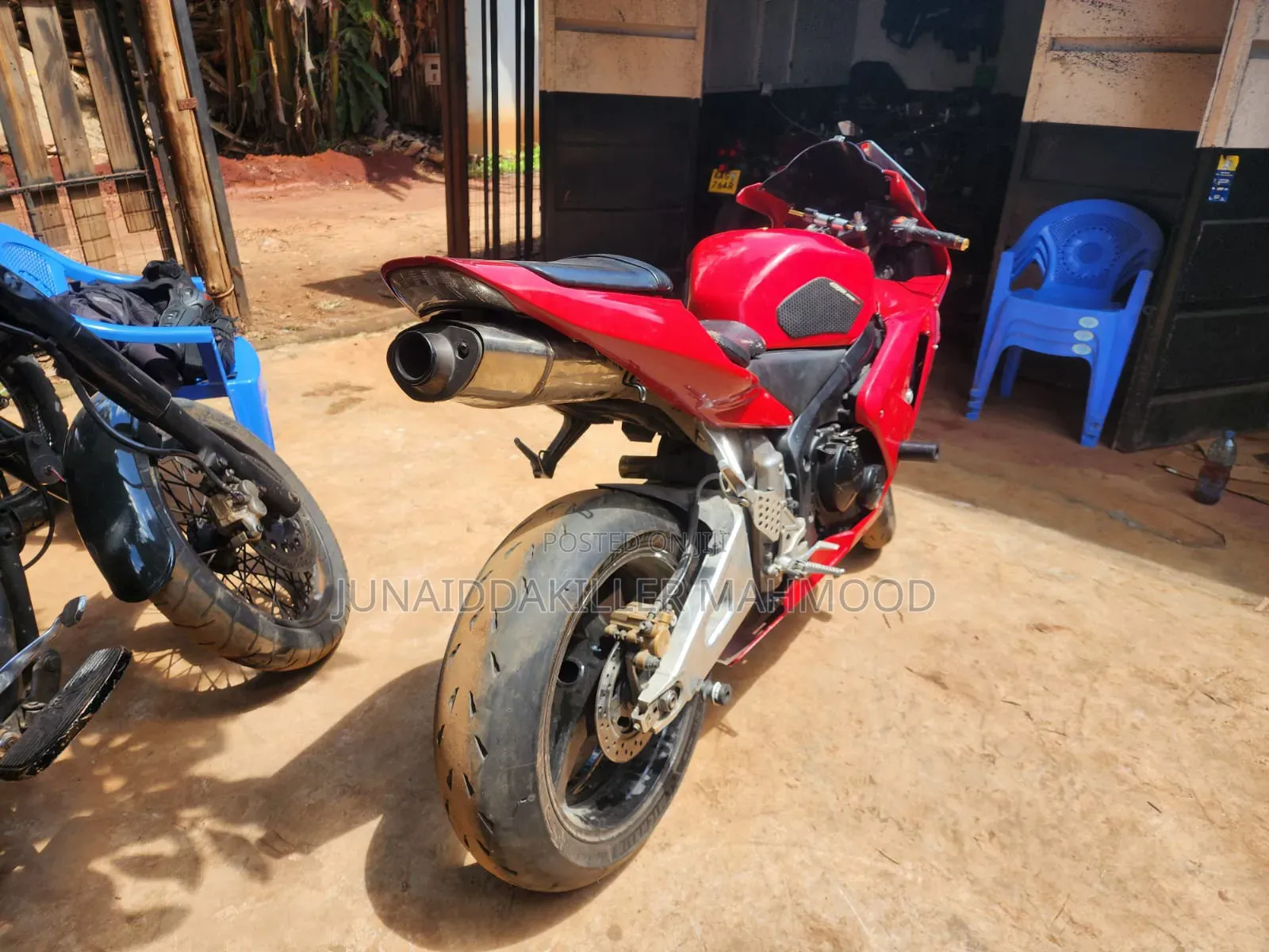 Honda CBR 2005 Red