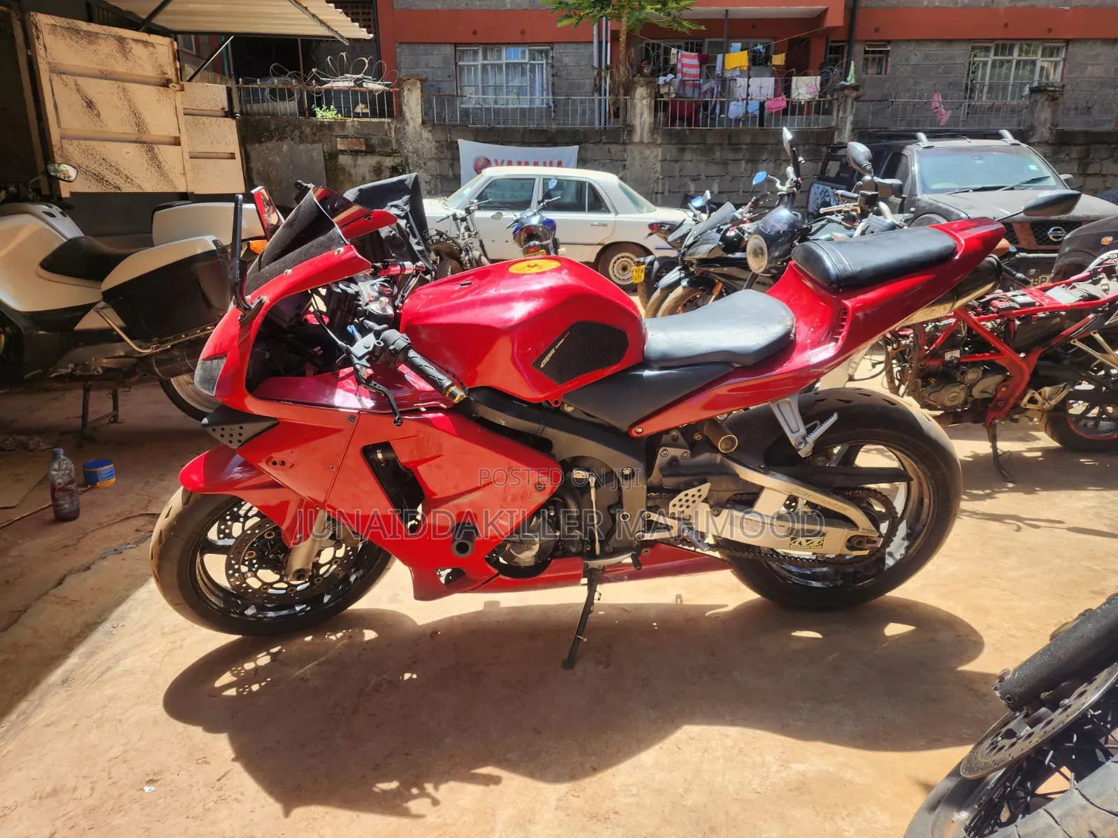 Honda CBR 2005 Red