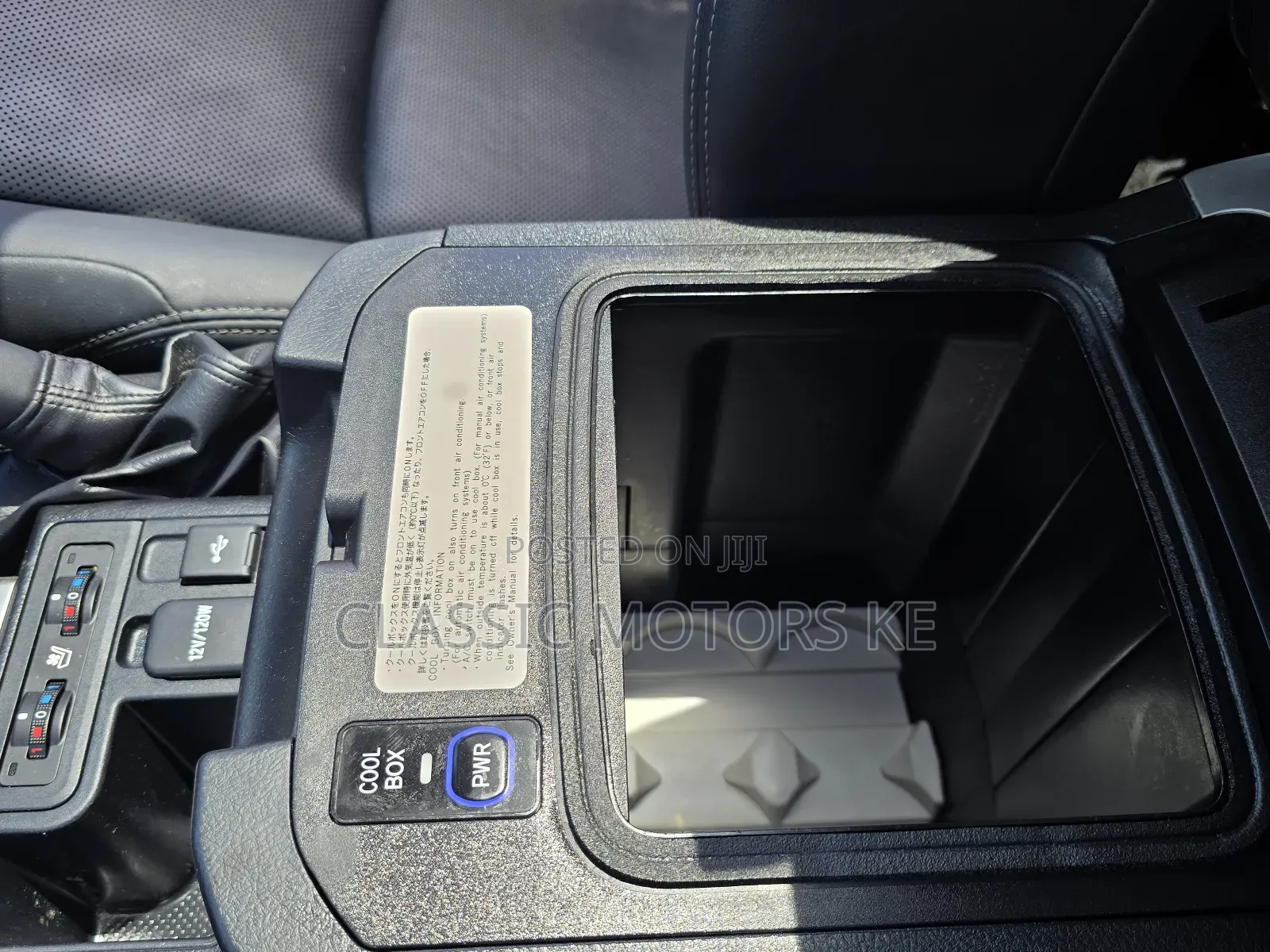 Toyota Land Cruiser Prado Kakadu 2022 White